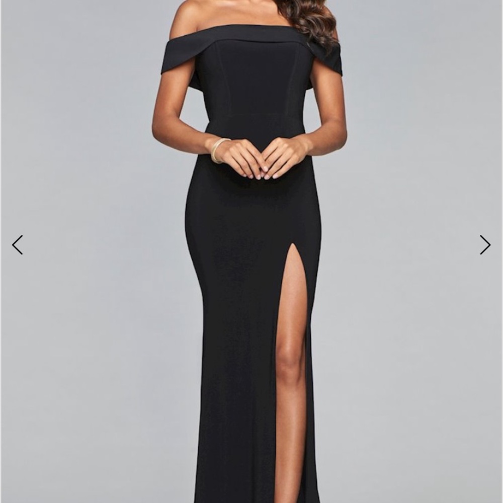 Black Strapless Favianan gown (black)